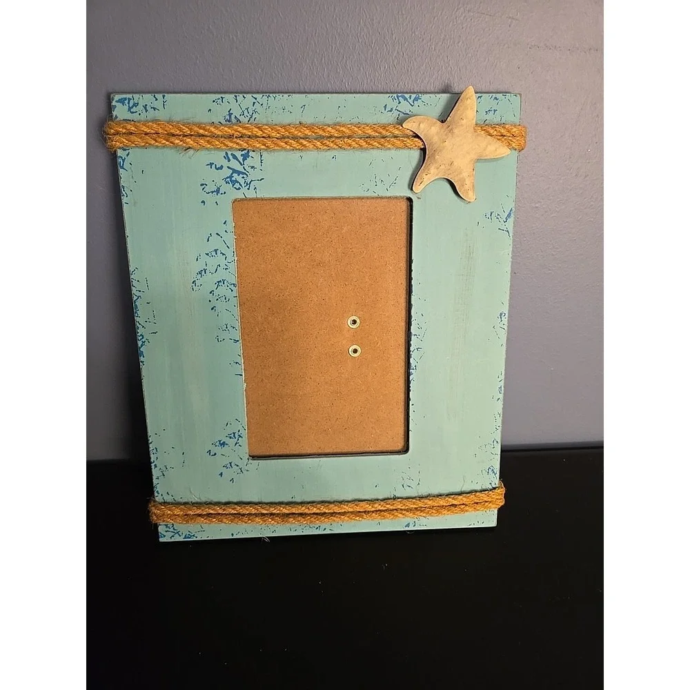 The Unbranded Brand lot blue